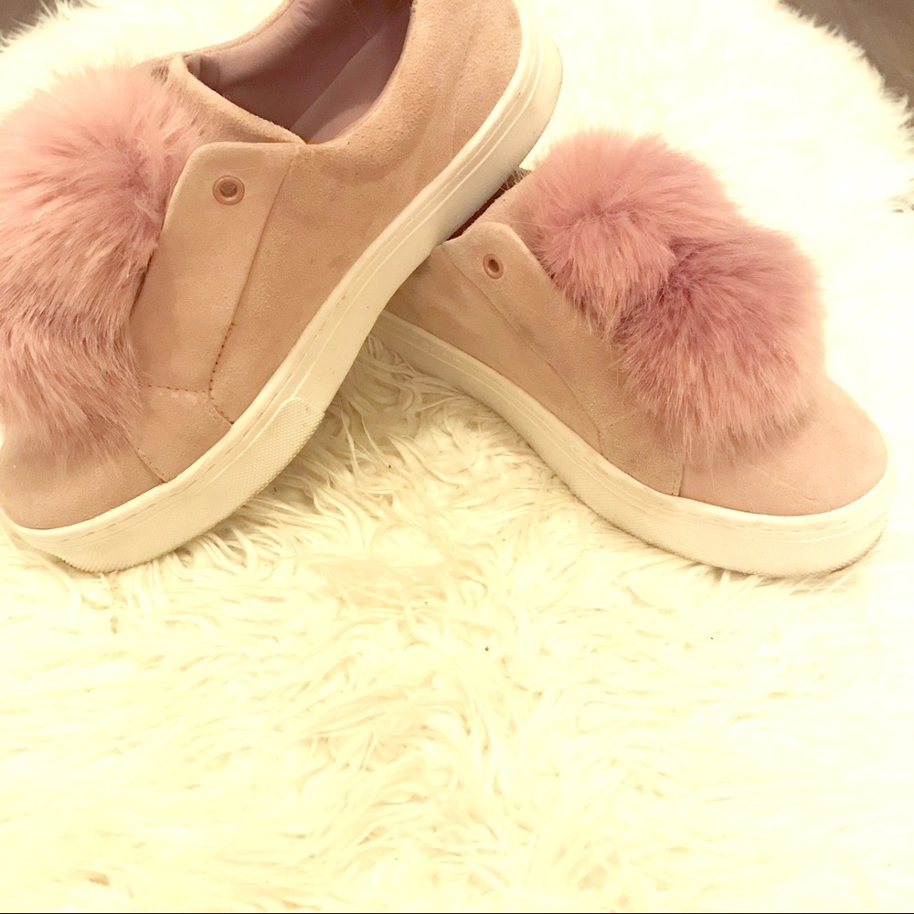 *Sam Edelman Pom Pom Sneakers *